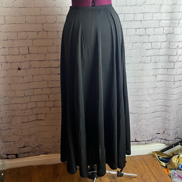 H&M black full length skirt A-line skirt size XS - Picture 3 of 6